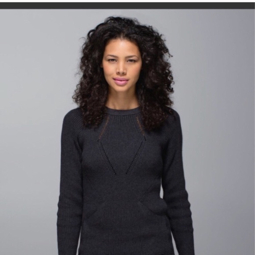 Lululemon Gray Sweater Size 12 Lulu bag included